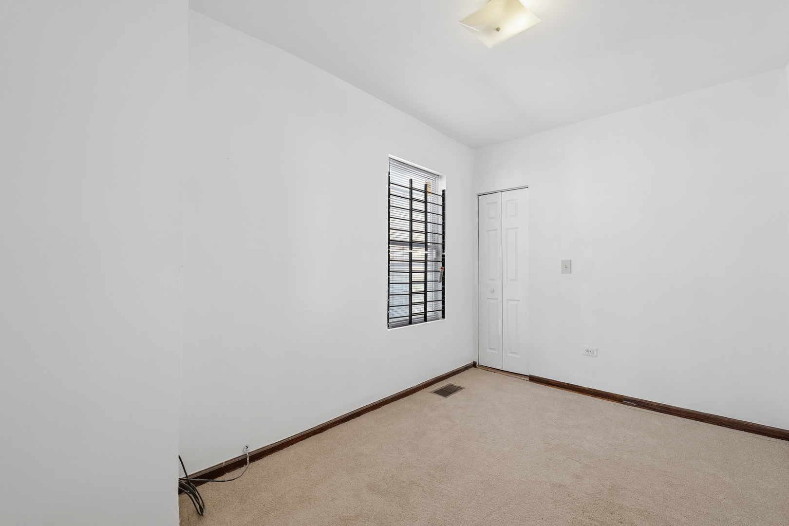 6521 South Saint Lawrence Avenue Chicago IL 60637