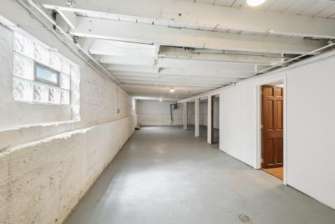 6521 South Saint Lawrence Avenue Chicago IL 60637