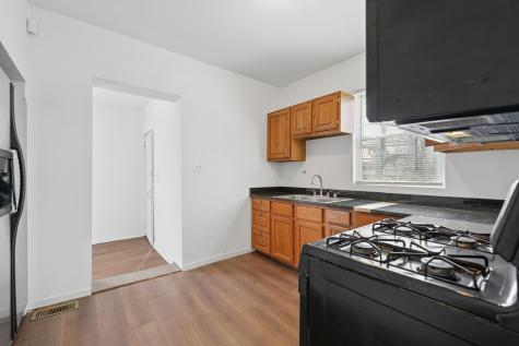 6521 South Saint Lawrence Avenue Chicago IL 60637