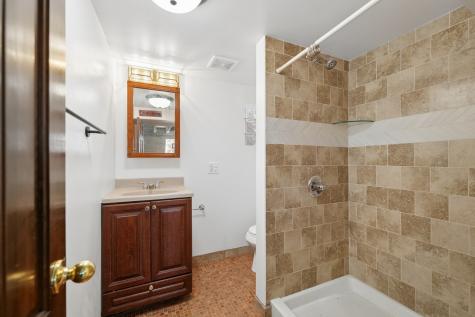6521 South Saint Lawrence Avenue Chicago IL 60637