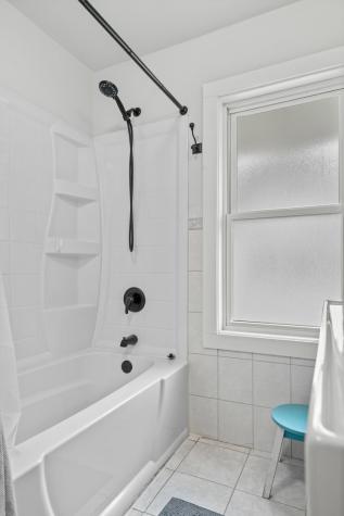 416 Hull Court Waukegan IL 60085