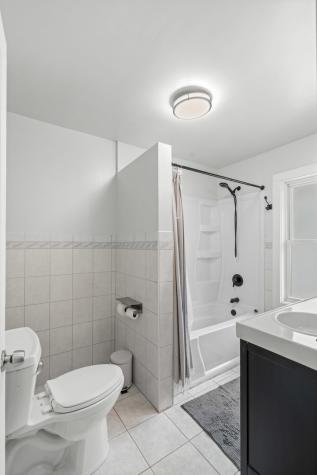 416 Hull Court Waukegan IL 60085