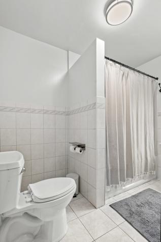 416 Hull Court Waukegan IL 60085