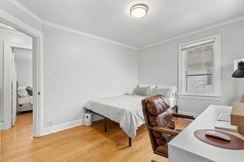 416 Hull Court Waukegan IL 60085