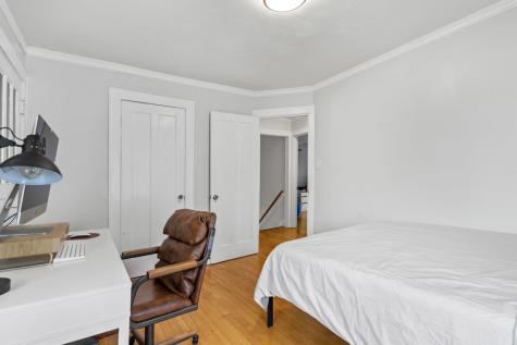 416 Hull Court Waukegan IL 60085