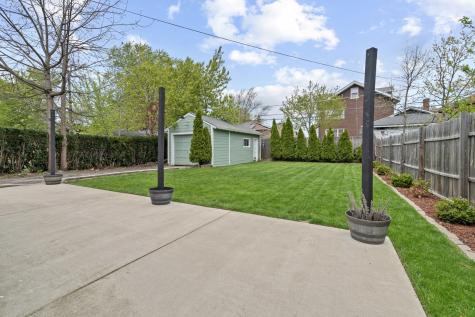 416 Hull Court Waukegan IL 60085