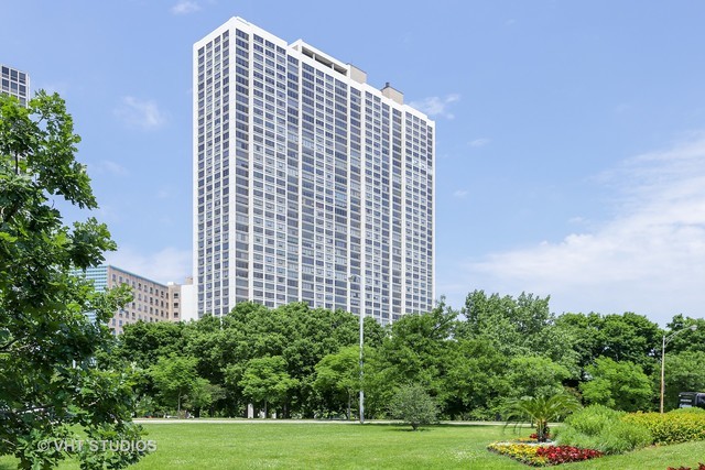 2800 North Lake Shore Drive Chicago IL 60657