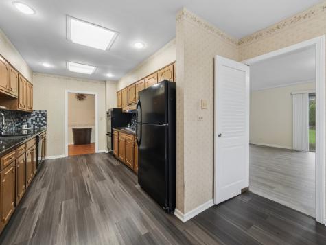 410 Flossmoor Avenue Waukegan IL 60085