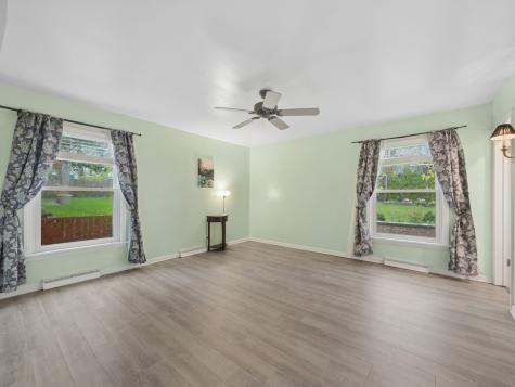 410 Flossmoor Avenue Waukegan IL 60085