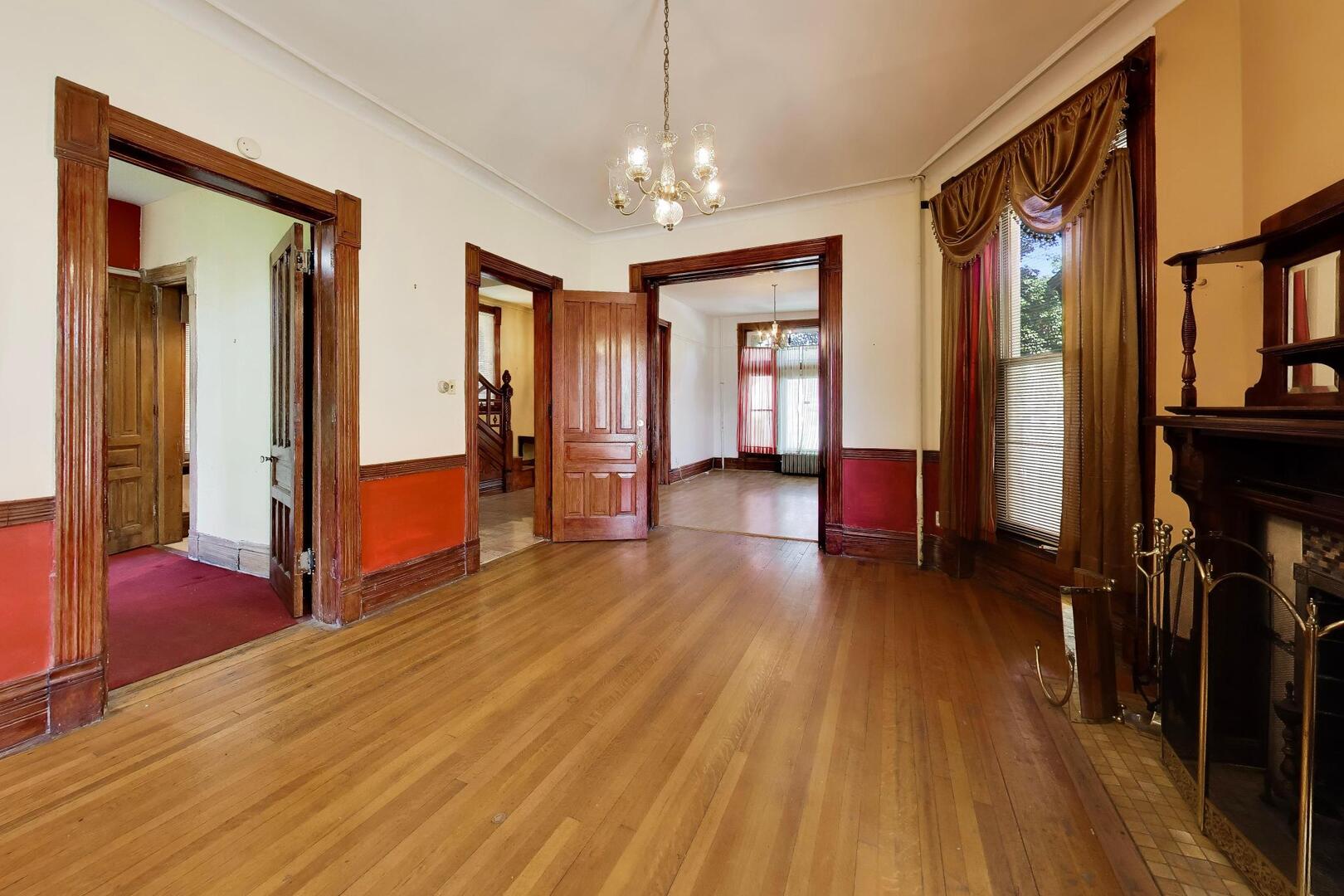 3640 South Prairie Avenue Chicago IL 60653