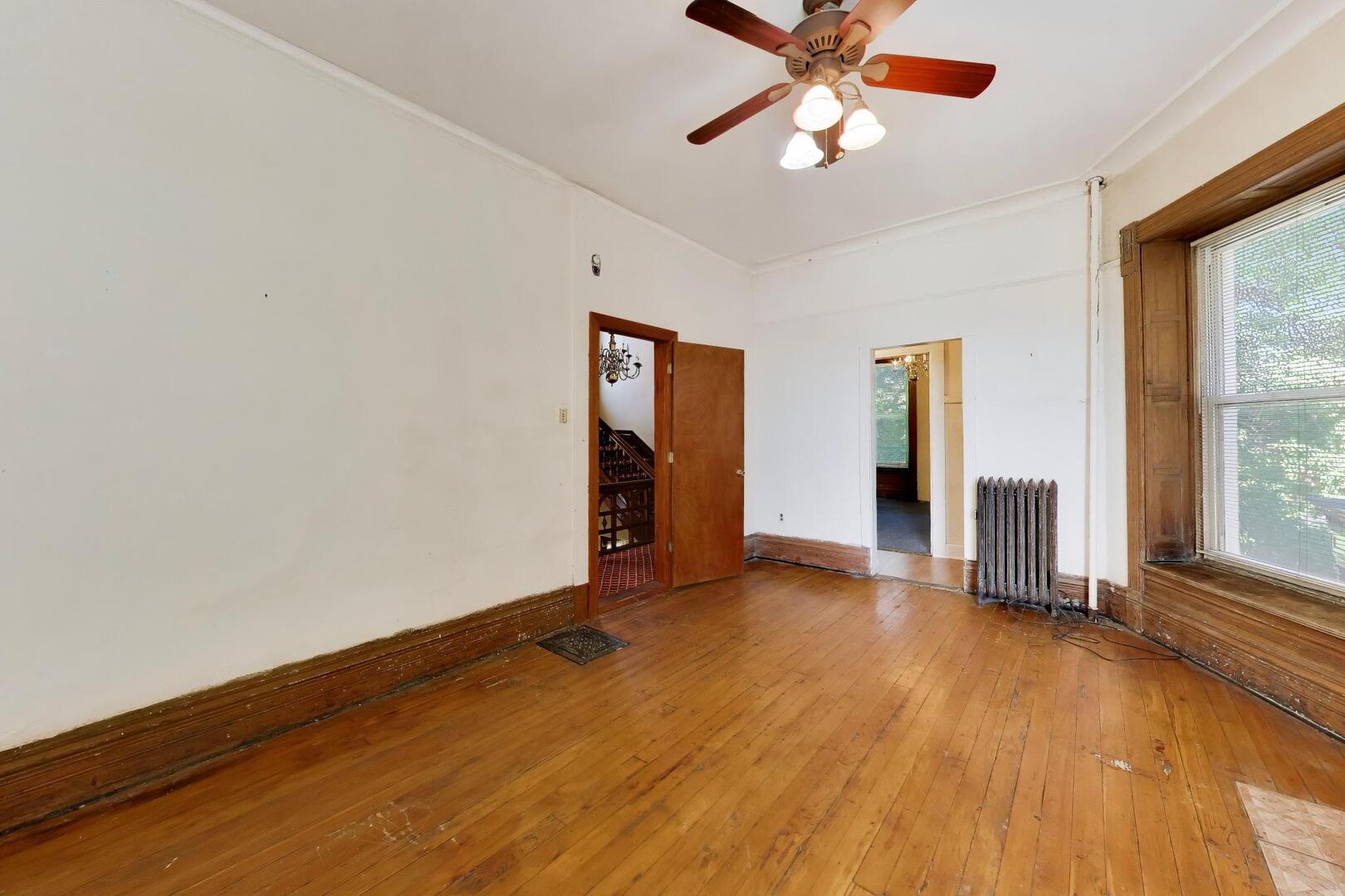 3640 South Prairie Avenue Chicago IL 60653