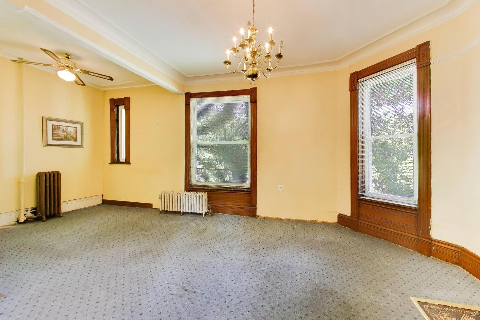 3640 South Prairie Avenue Chicago IL 60653