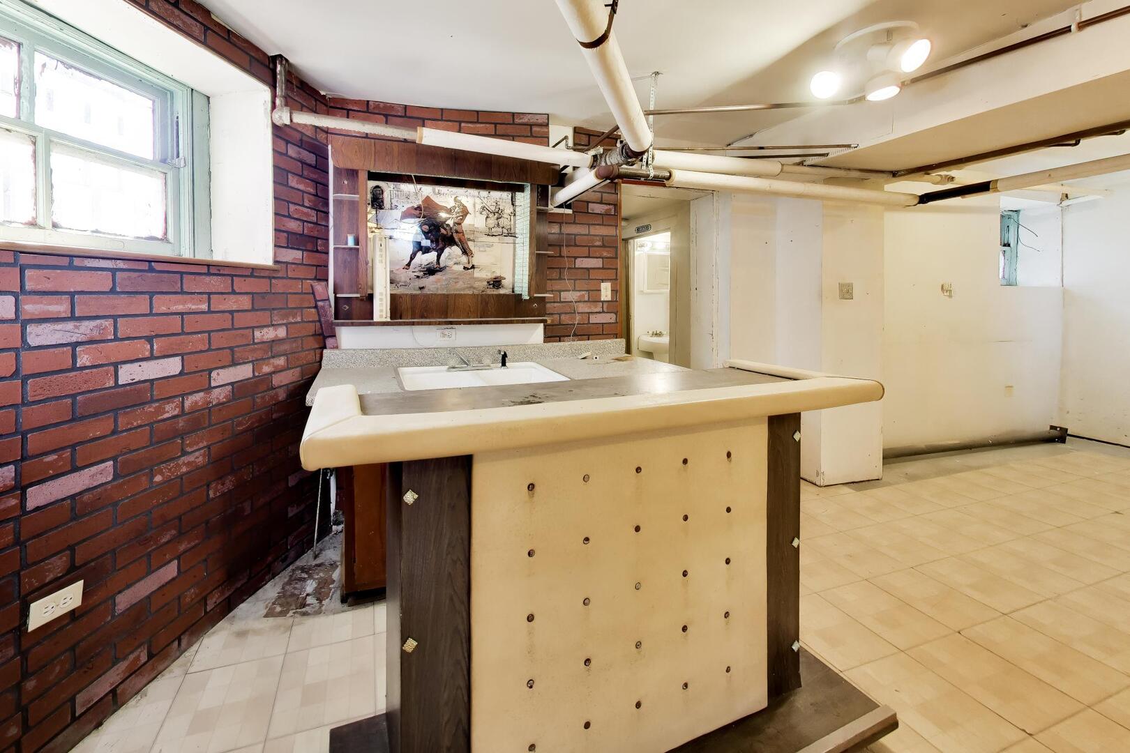 3640 South Prairie Avenue Chicago IL 60653