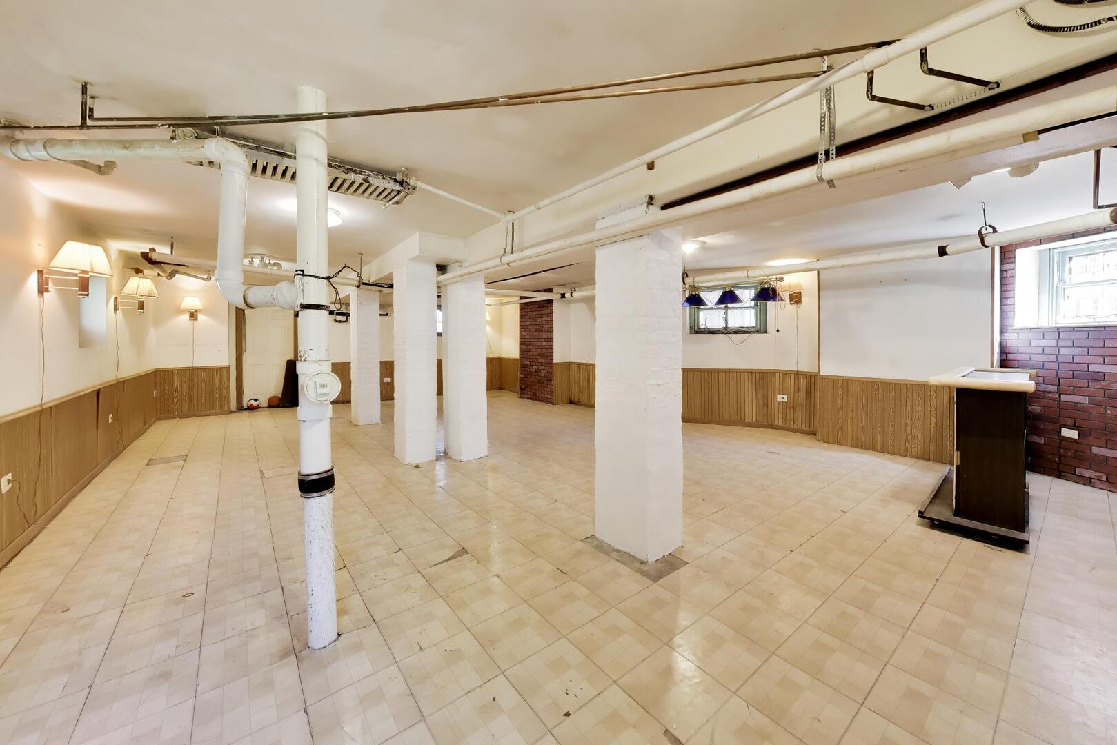 3640 South Prairie Avenue Chicago IL 60653