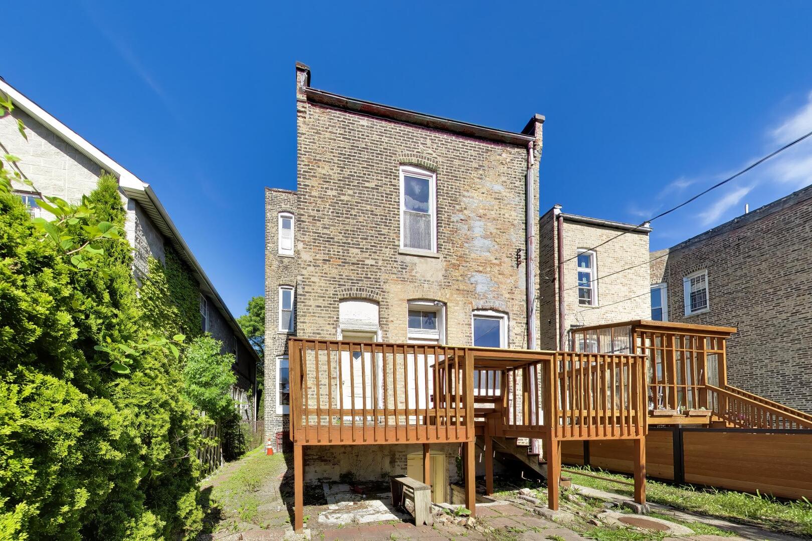 3640 South Prairie Avenue Chicago IL 60653