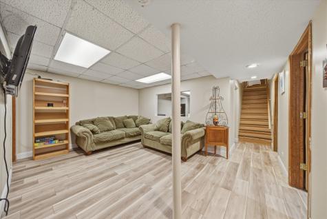 810 North Cherry Street Addison IL 60101