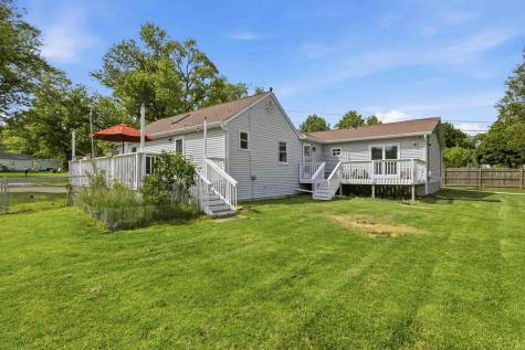 37883 North Watts Avenue Spring Grove IL 60081