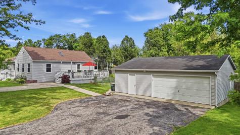 37883 North Watts Avenue Spring Grove IL 60081