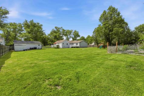37883 North Watts Avenue Spring Grove IL 60081