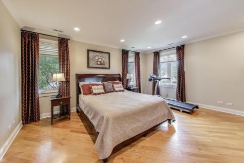 3472 West North Shore Avenue Lincolnwood IL 60712