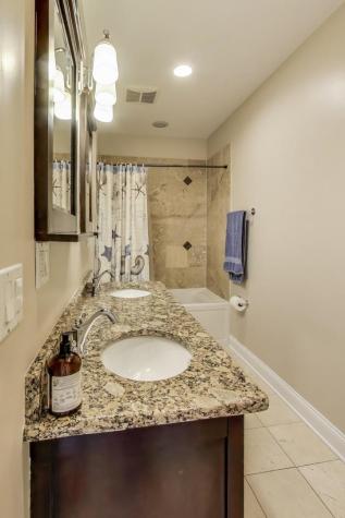 3472 West North Shore Avenue Lincolnwood IL 60712