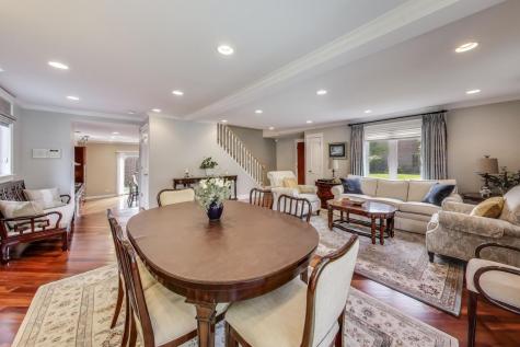 3472 West North Shore Avenue Lincolnwood IL 60712