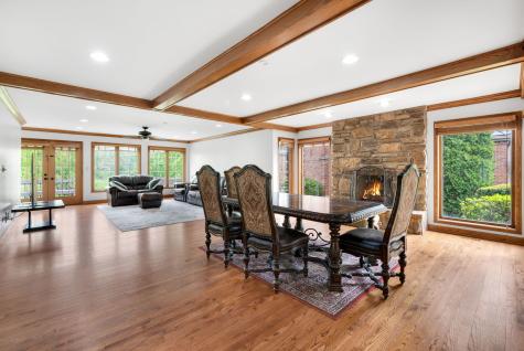 910 Red Fox Lane Oak Brook IL 60523