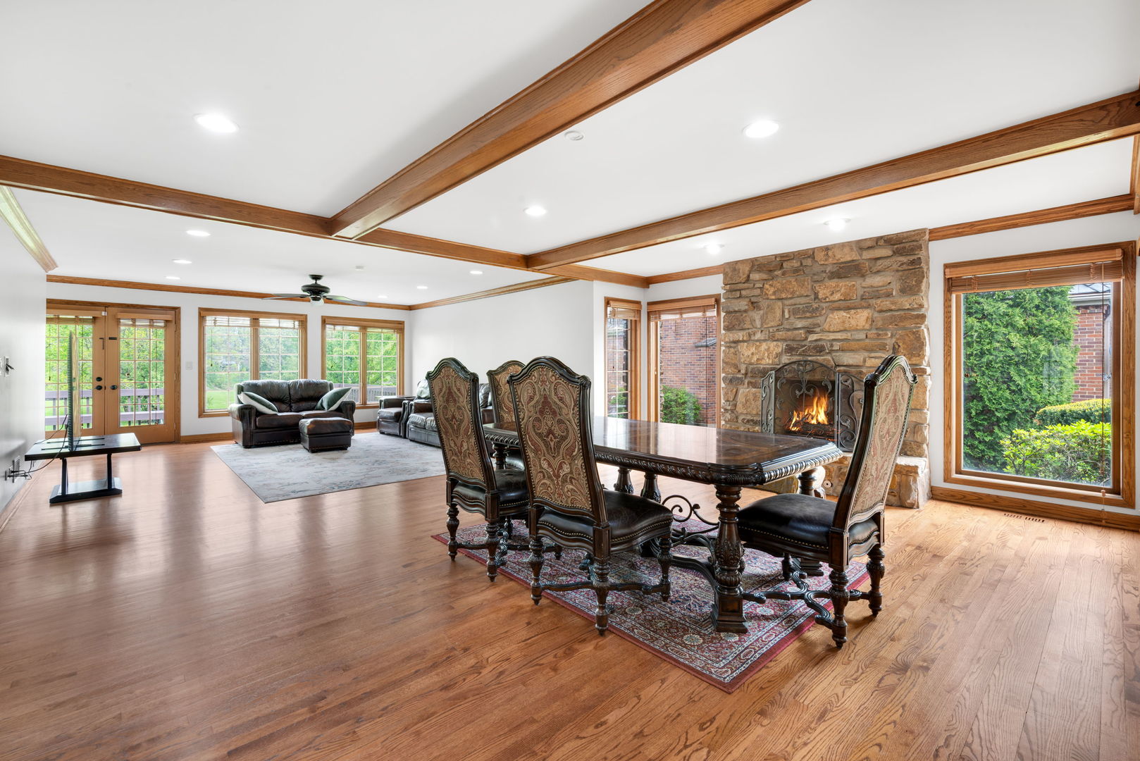 910 Red Fox Lane Oak Brook IL 60523