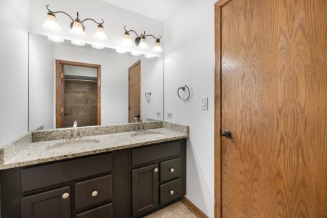 910 Red Fox Lane Oak Brook IL 60523
