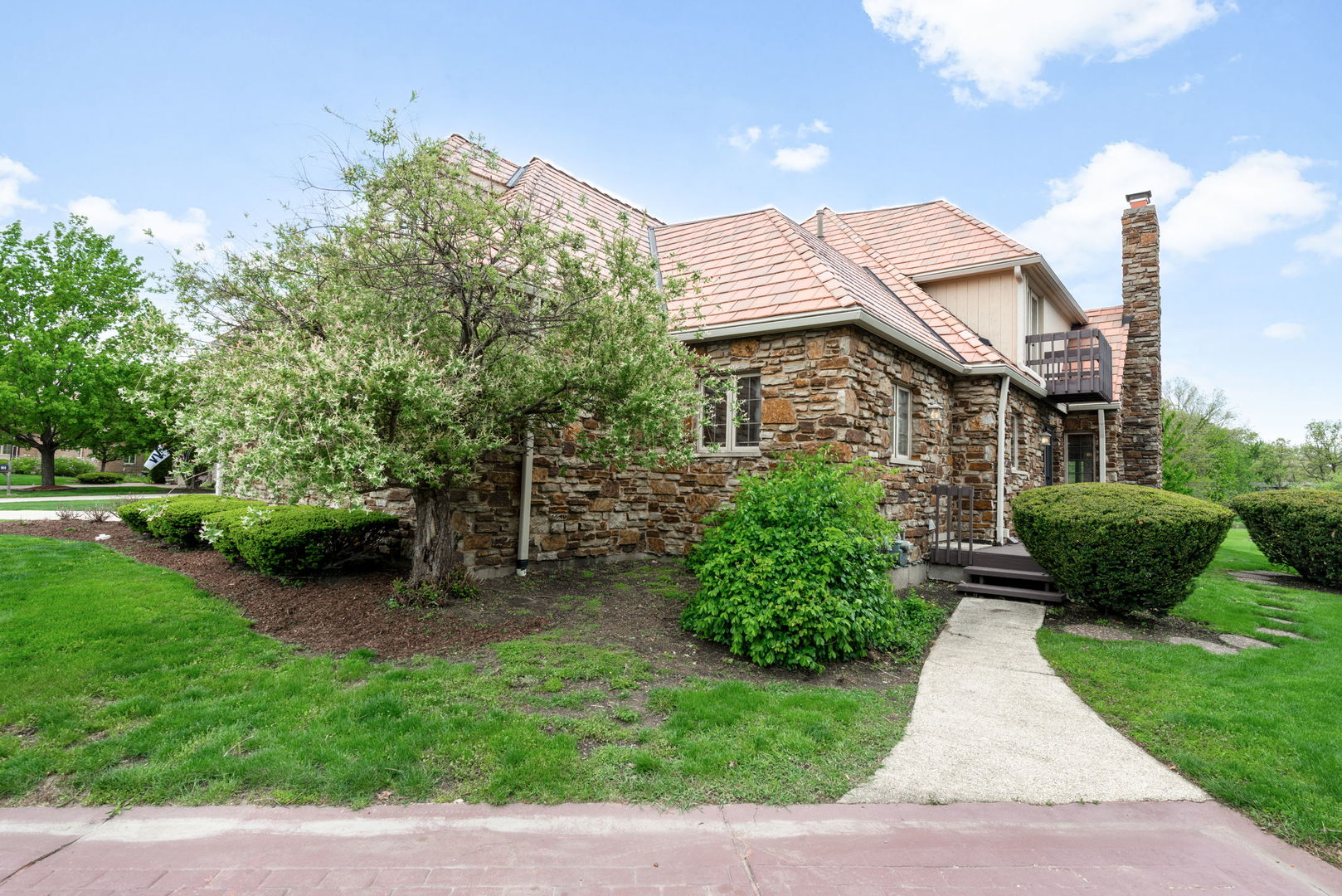 910 Red Fox Lane Oak Brook IL 60523
