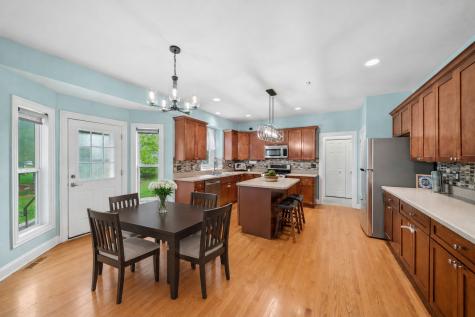 115 Pineridge Drive S Oswego IL 60543