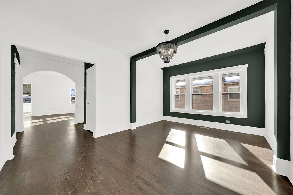 11440 South Indiana Avenue Chicago IL 60628