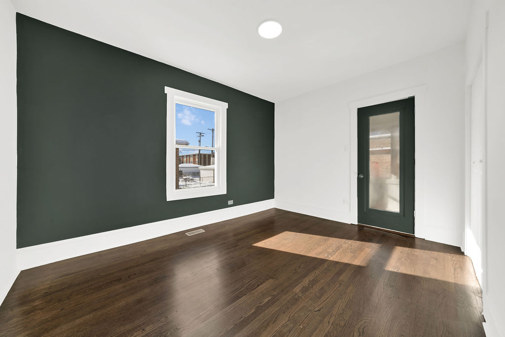 11440 South Indiana Avenue Chicago IL 60628