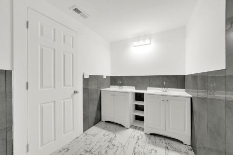 11440 South Indiana Avenue Chicago IL 60628