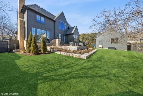 13 South Elm Street Hinsdale IL 60521