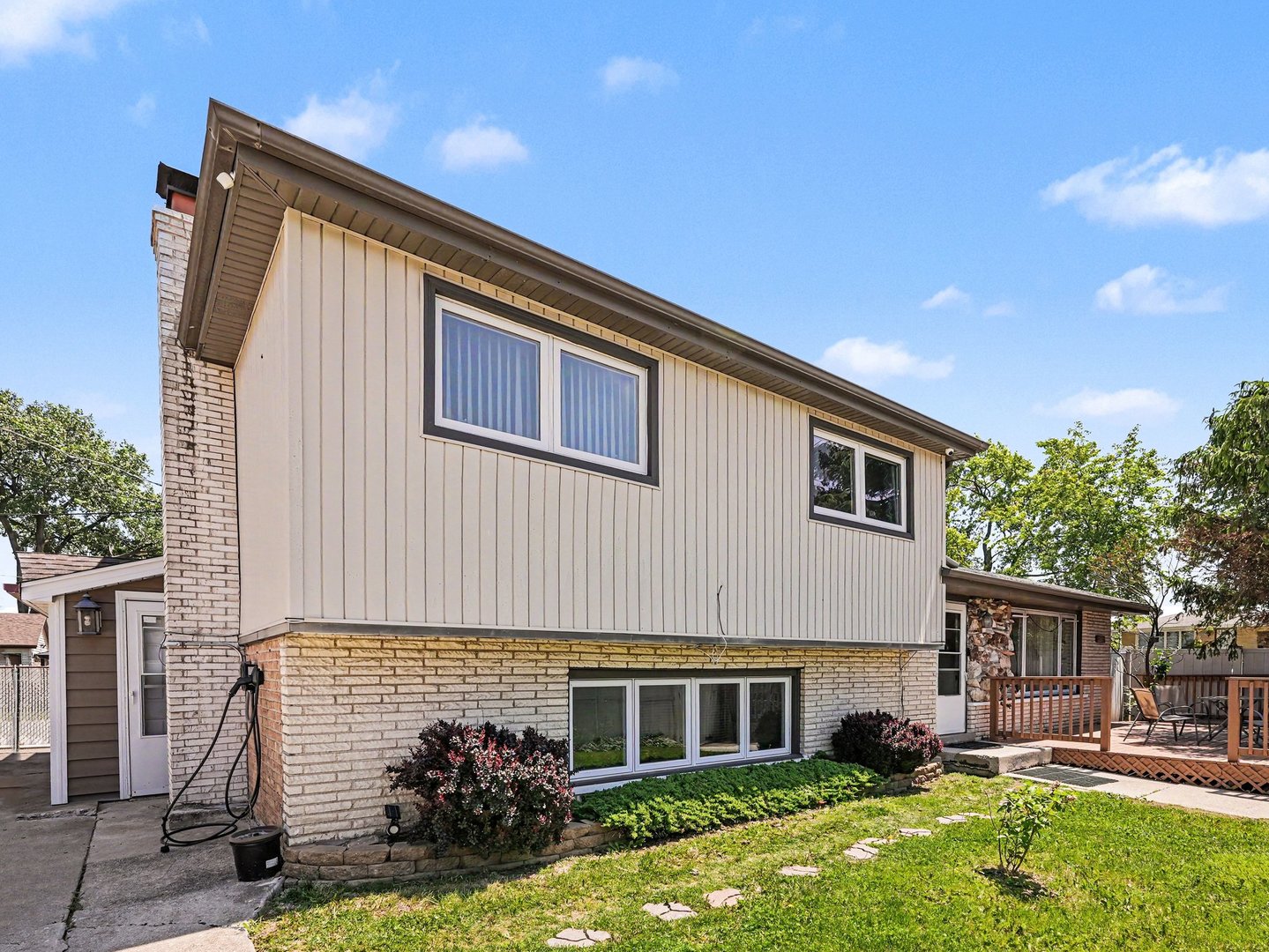 5858 West 88th Place Oak Lawn IL 60453