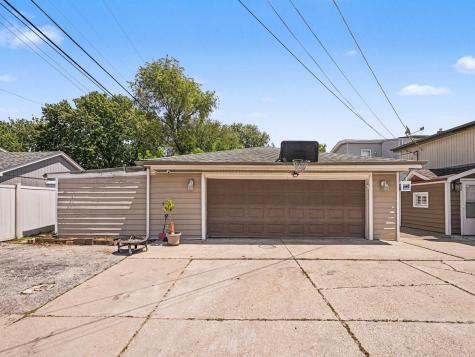 5858 West 88th Place Oak Lawn IL 60453