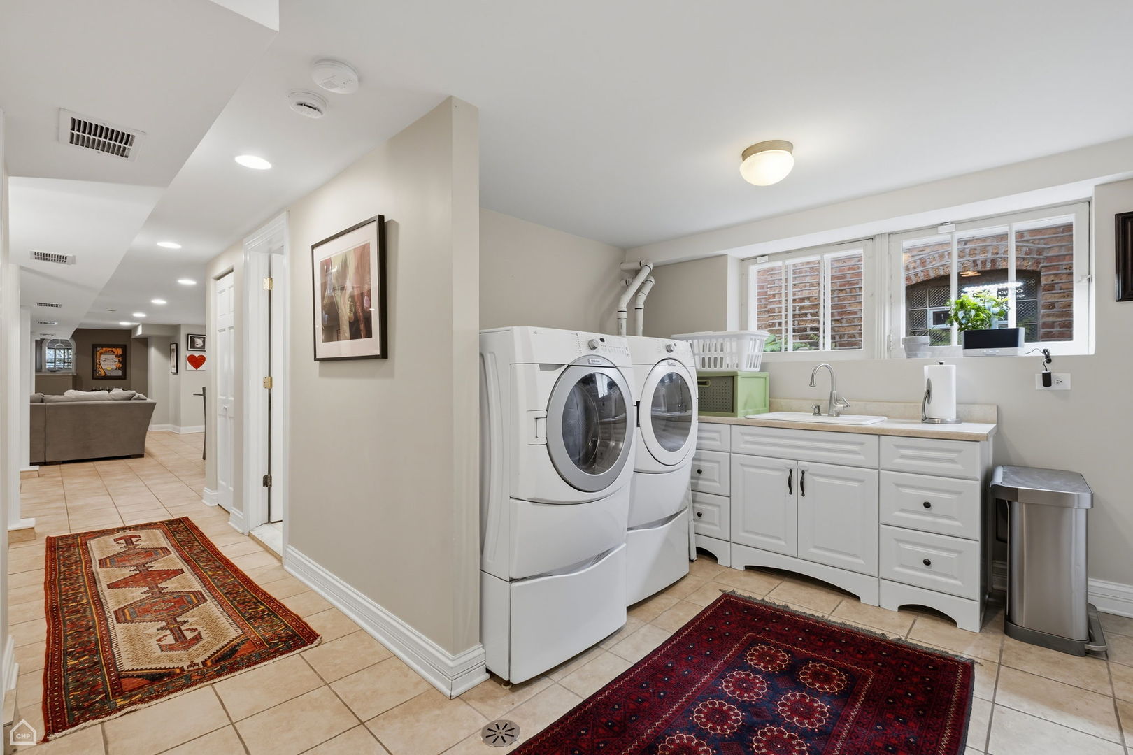 5822 North Sacramento Avenue Chicago IL 60659