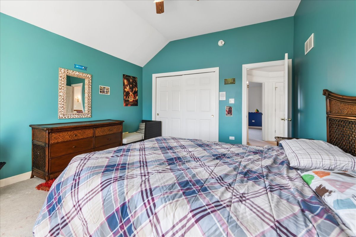 3303 Scottsdale Court Naperville IL 60564