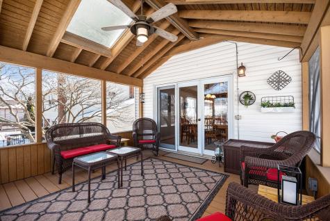 614 West Braeside Drive Arlington Heights IL 60004