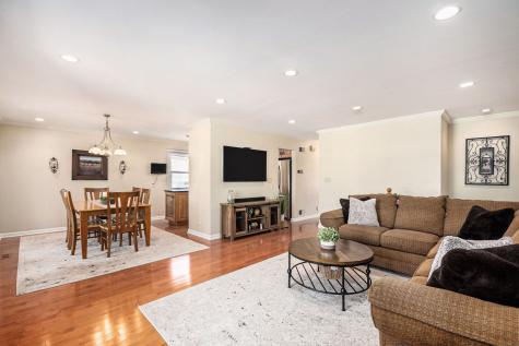 614 West Braeside Drive Arlington Heights IL 60004