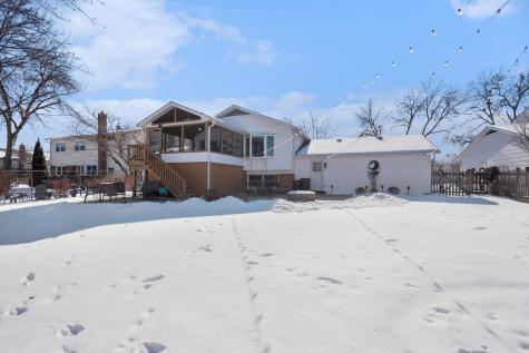 614 West Braeside Drive Arlington Heights IL 60004