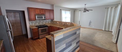 697 Periwinkle Lane Aurora IL 60504