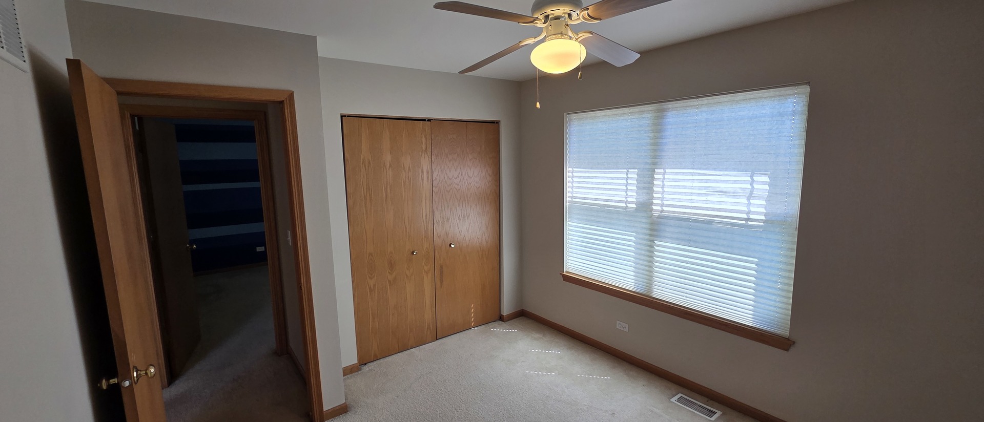 697 Periwinkle Lane Aurora IL 60504