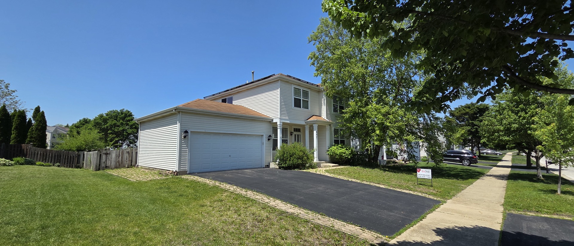 697 Periwinkle Lane Aurora IL 60504