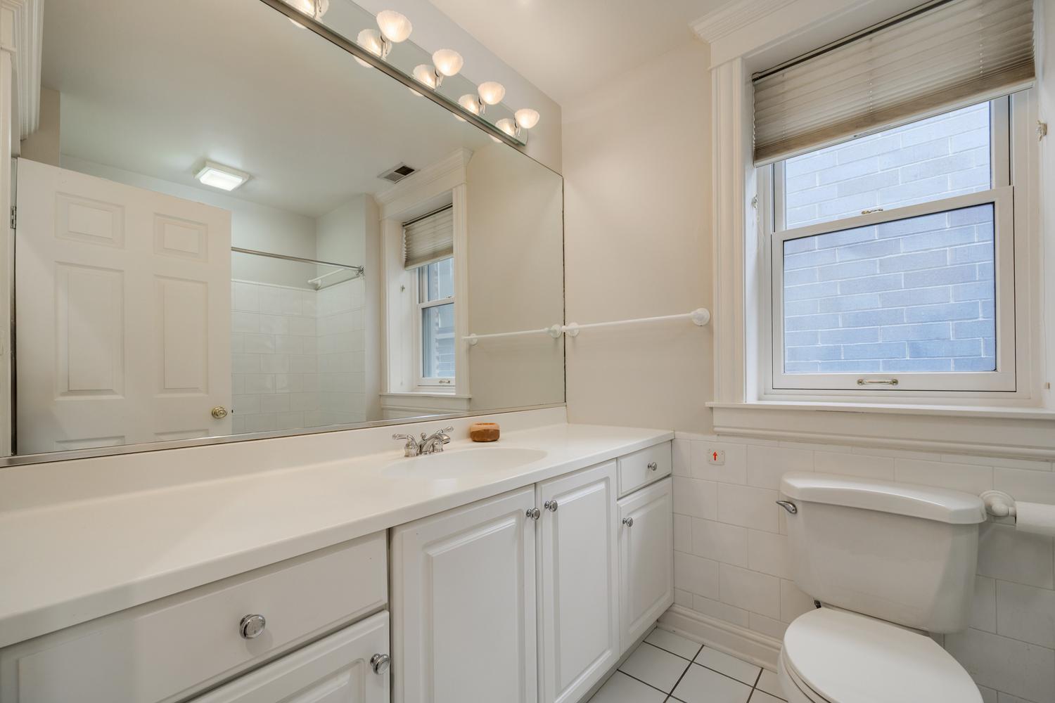 1900 North Fremont Street Chicago IL 60614