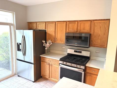 2912 Falling Waters Lane Lindenhurst IL 60046