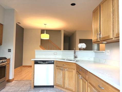 2912 Falling Waters Lane Lindenhurst IL 60046