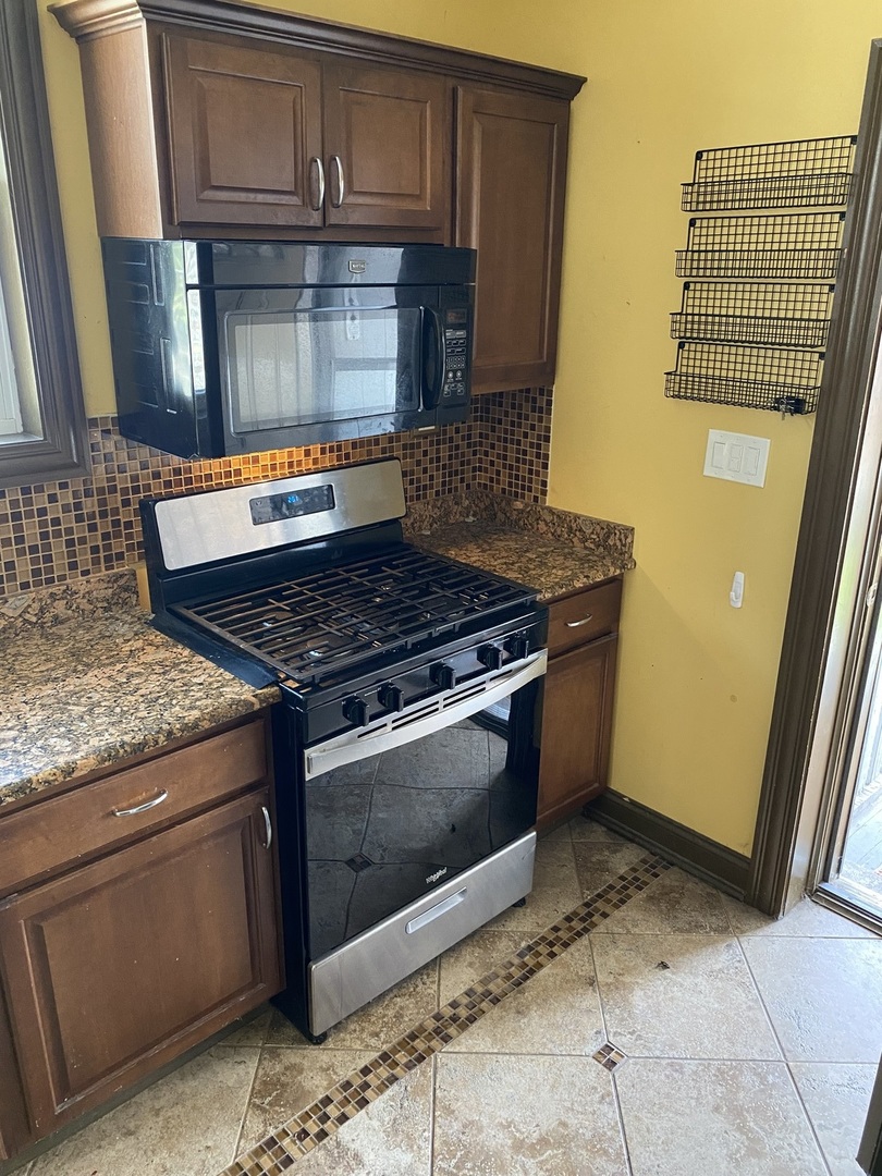 1225 East 71st Place Chicago IL 60619