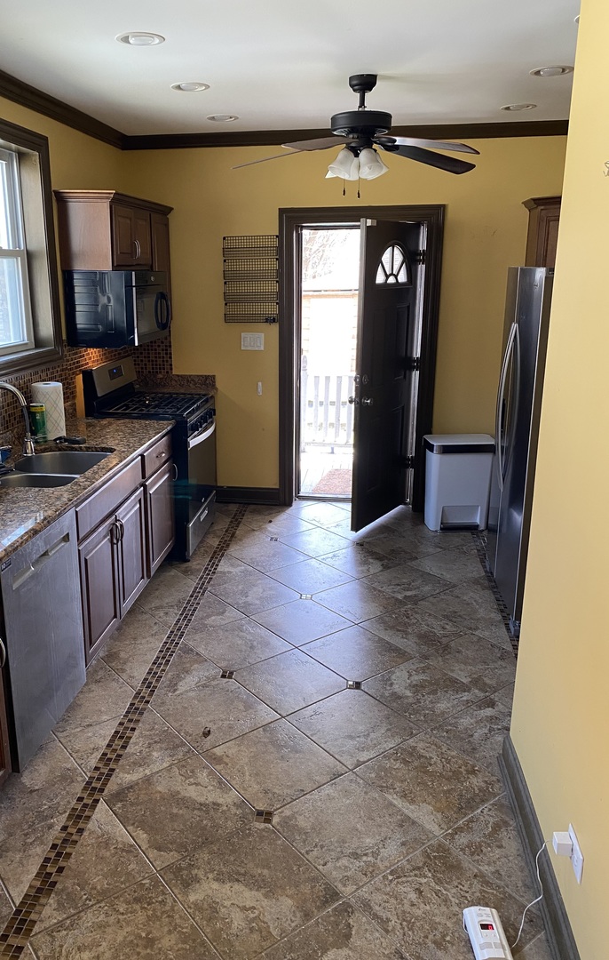 1225 East 71st Place Chicago IL 60619